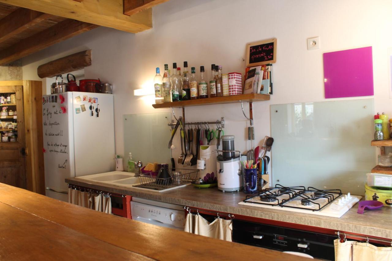 Les Cremades Bed and Breakfast Langogne Buitenkant foto
