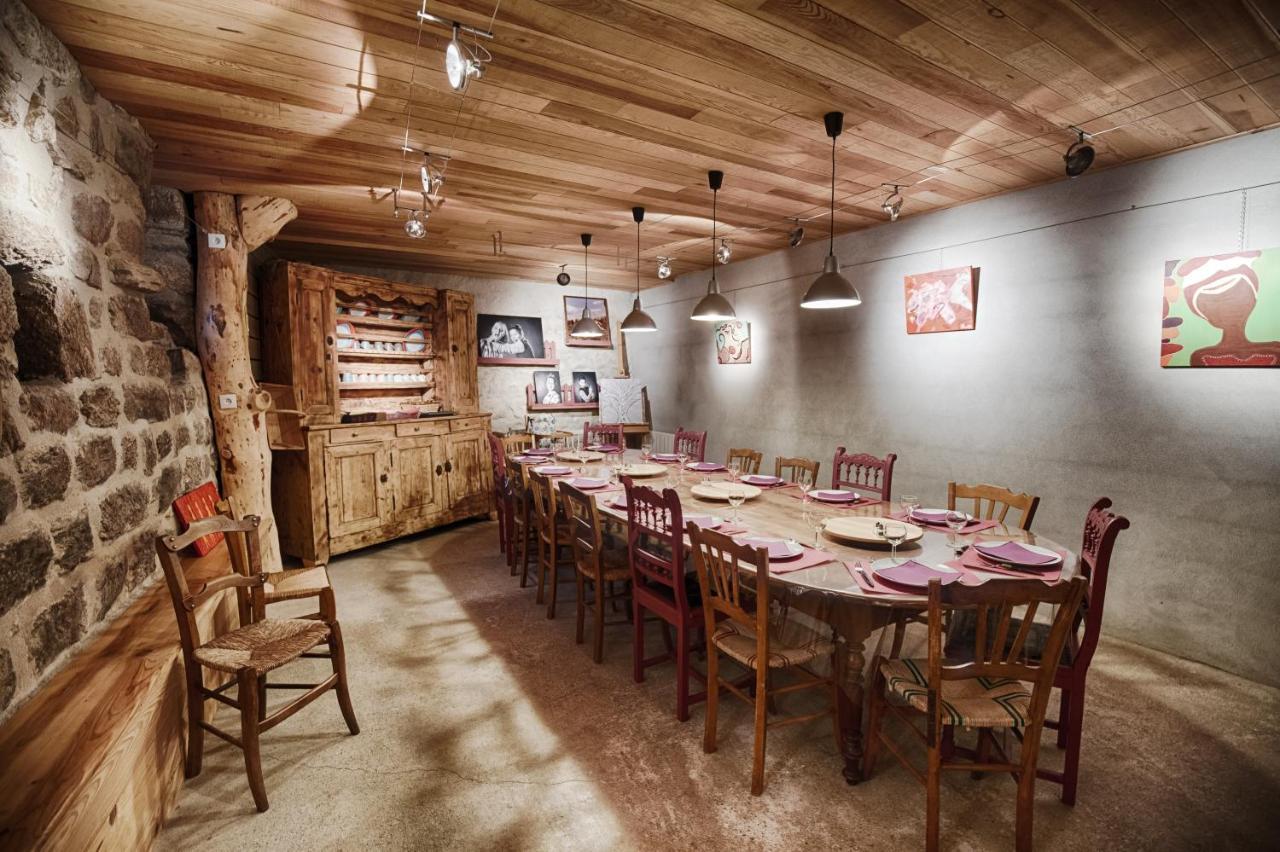 Les Cremades Bed and Breakfast Langogne Buitenkant foto